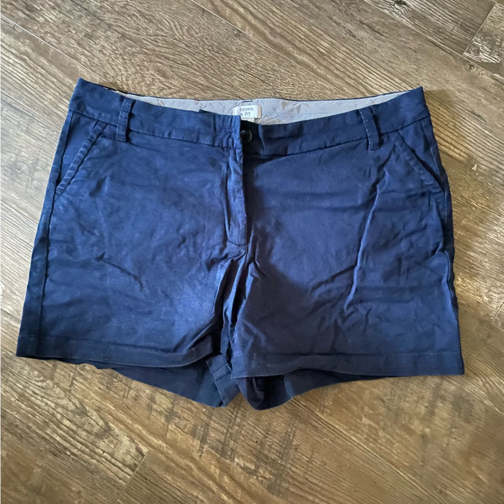 Crown & Ivy Shorts